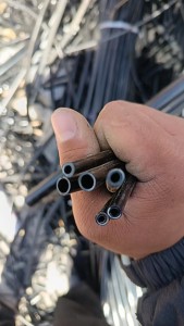 出售PA12复合尼龙管，现货8-10吨左右