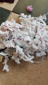 长期出售毛衣边角料,羊毛衫边角料,毛衣废料