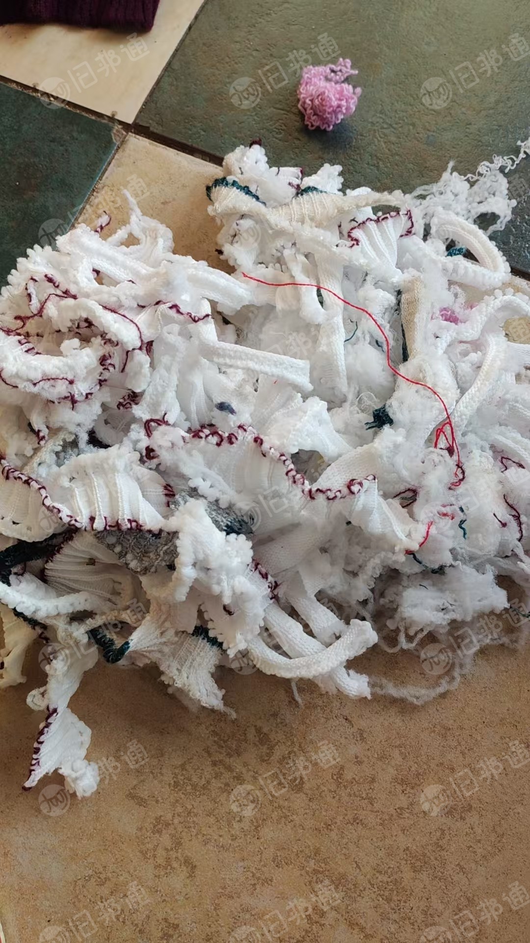 长期出售毛衣边角料，羊毛衫边角料，毛衣废料