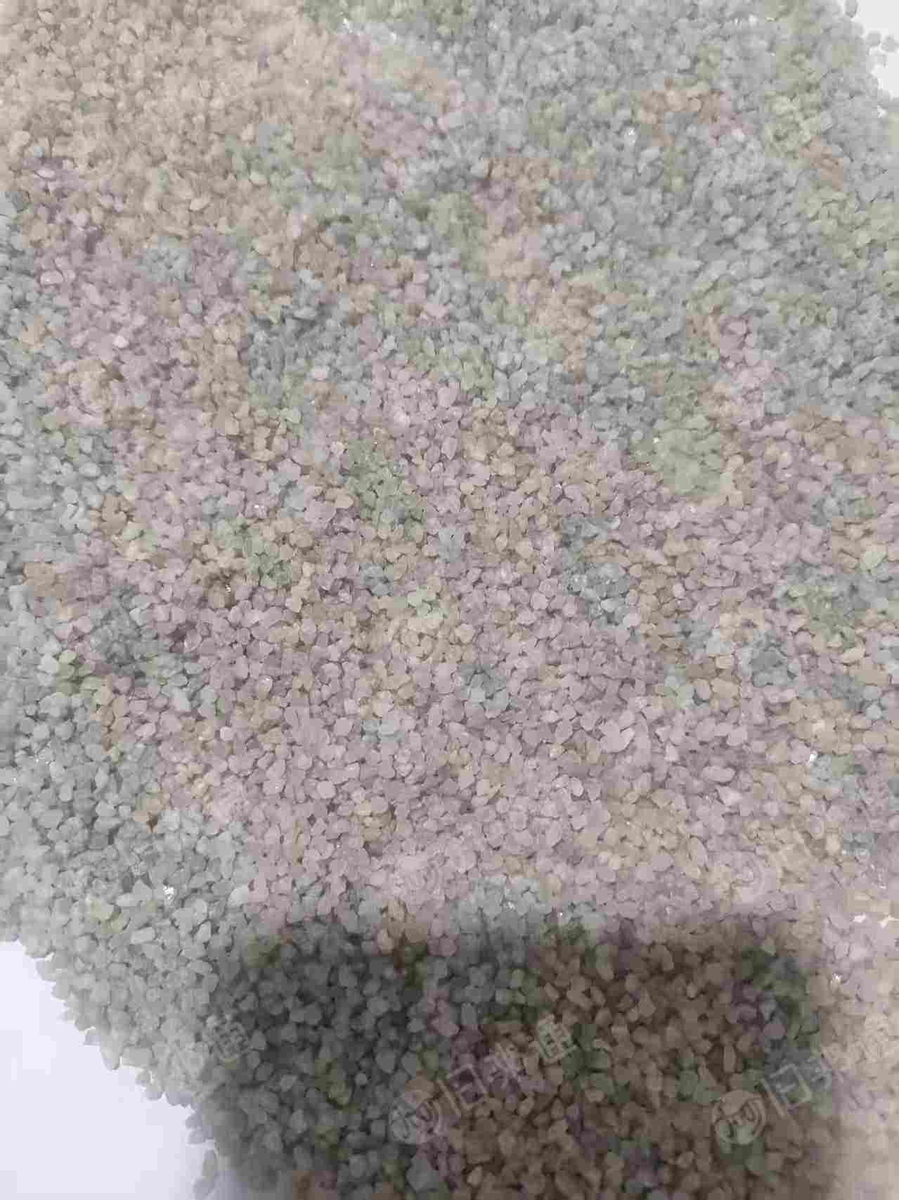 长期大量出售化纤过滤砂，天然硅砂，化纤厂用来过滤杂质用的，货在安徽蚌埠