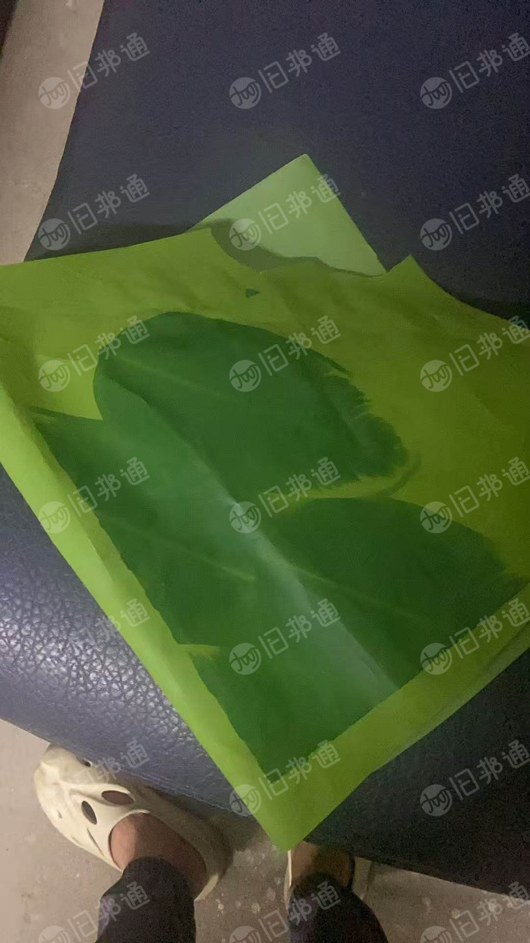 厂家出售做假花下来的pp废布，pp边角料，月供20吨左右