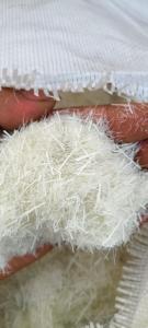 长期出售涤纶扫把丝，涤纶丝，涤纶废丝，现货十吨左右