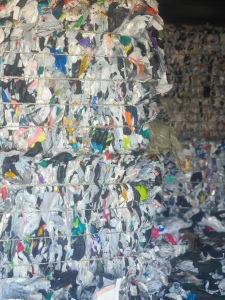 出售快递袋毛料，现货30吨左右