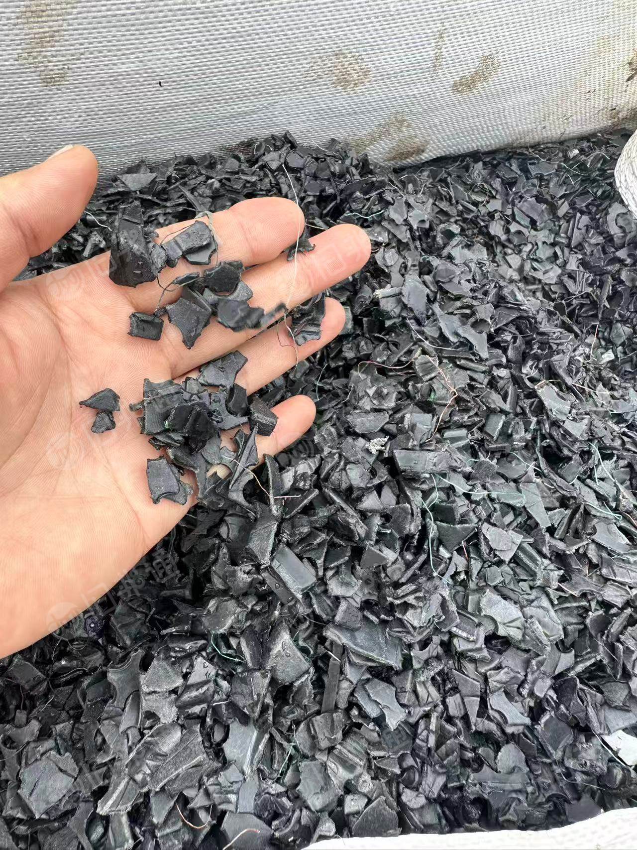 出售海参筐破碎料，冲击14左右，月供200吨