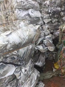 长期出售铝塑膜，含铝28