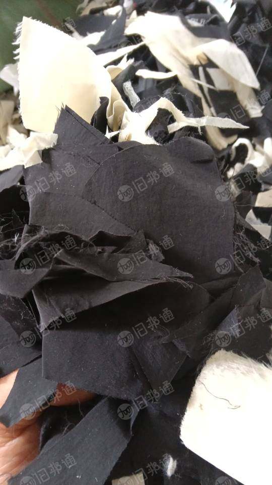 出售服装厂下脚料,各种料都有,涤纶废布,纯棉废布