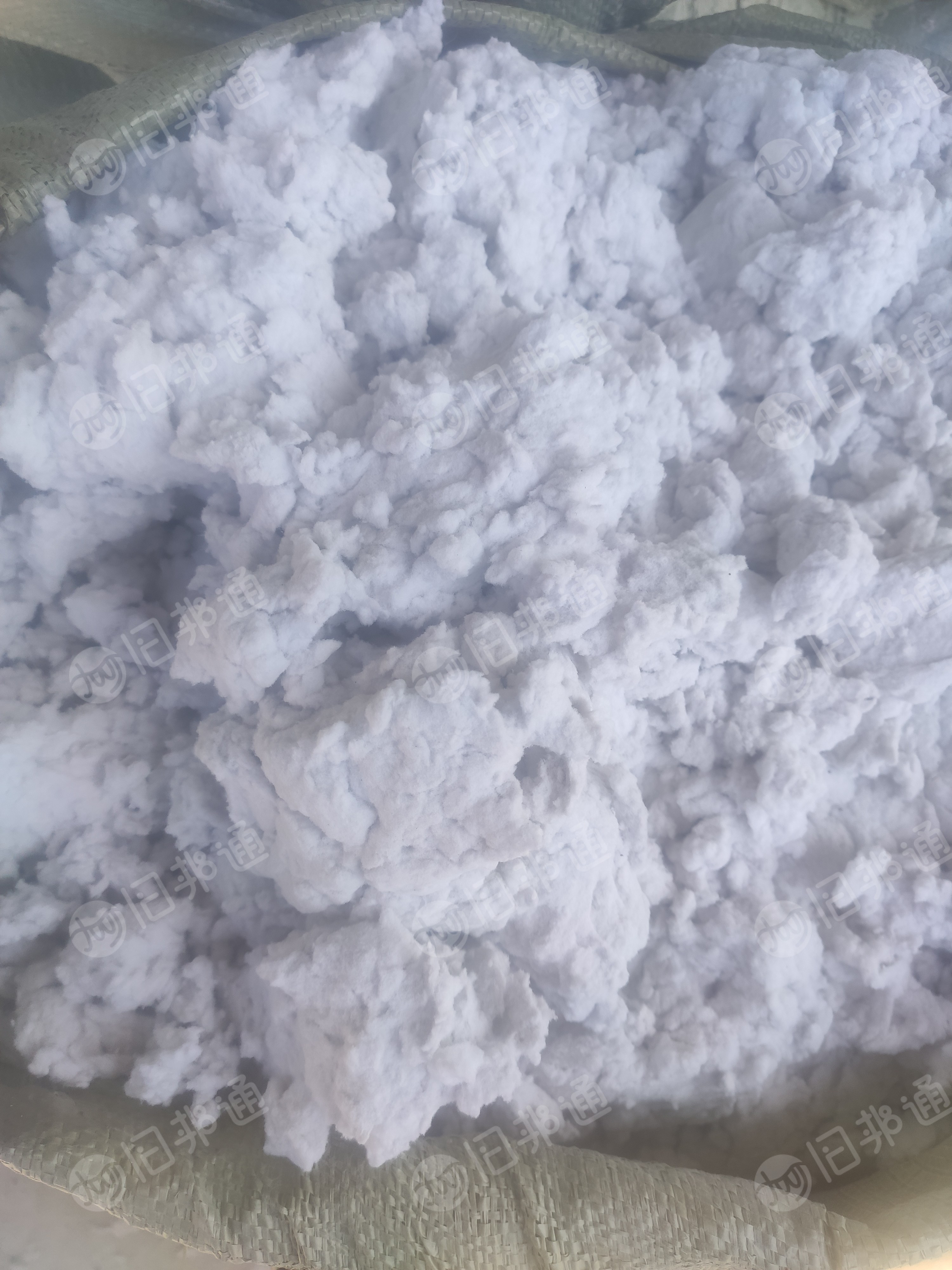 长期出售毛毛料，磨毛料，有涤棉和纯棉的，货在山东潍坊