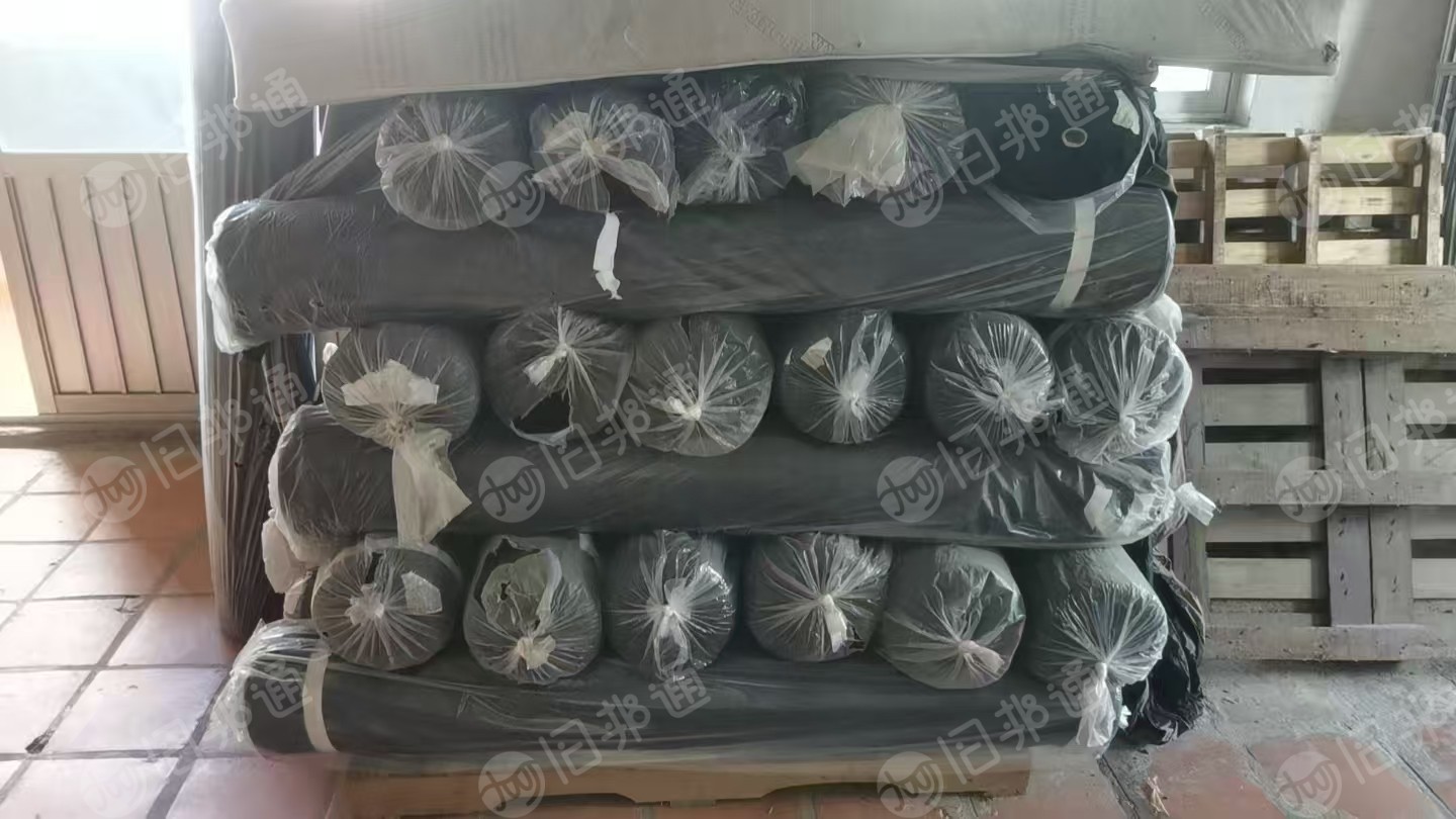 出售库存牛奶丝，四面弹，涤氨库存布，门幅155-180，克重120-180，现货有四五十吨