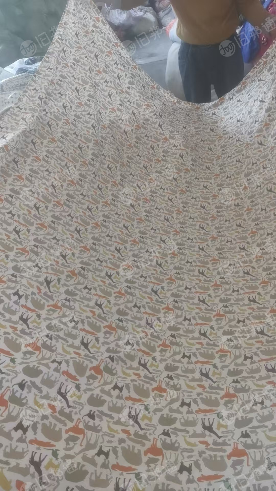 出售库存窗帘,库存床上用品,夏凉被,货在山东烟台