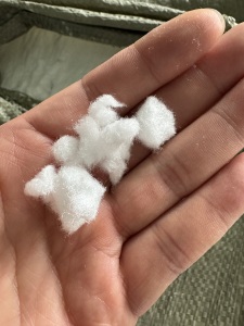 长期出售剪毛机下来的Fdy丝,涤纶废丝,月供十几吨