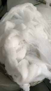 长期回收丝绵下脚料,床垫边角料,做填充物用,厂在广东汕头