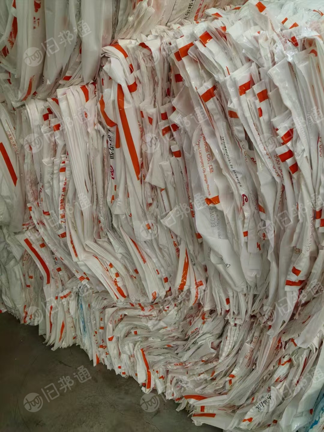 出售干造PE乳白袋废料6吨