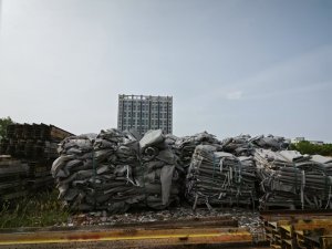 长期出售安全网,涤纶经编布加pvc防火涂层的,现货10吨左右, 厂在上海