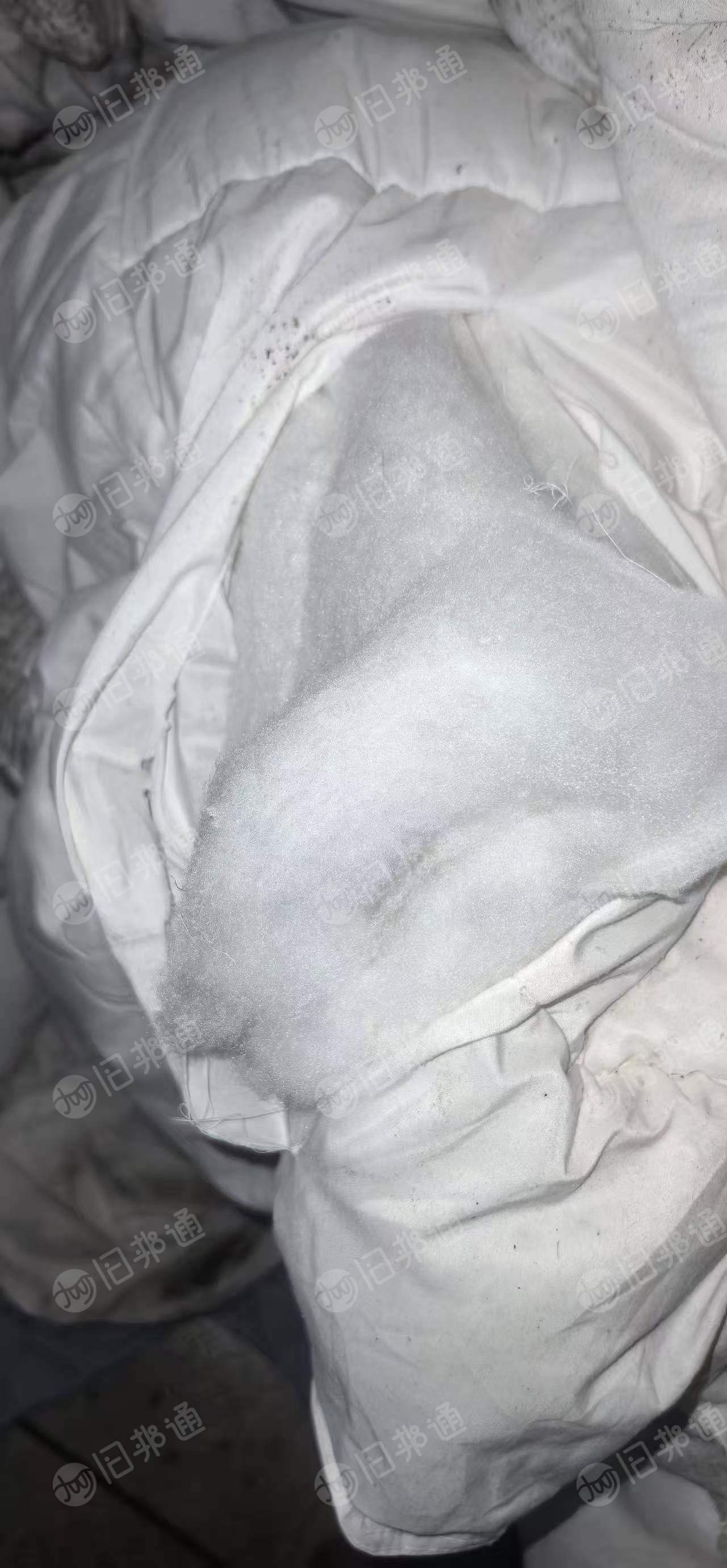 长期出售丝绵被,内胆布没有拆下来的,现货有50吨,厂在广东深圳