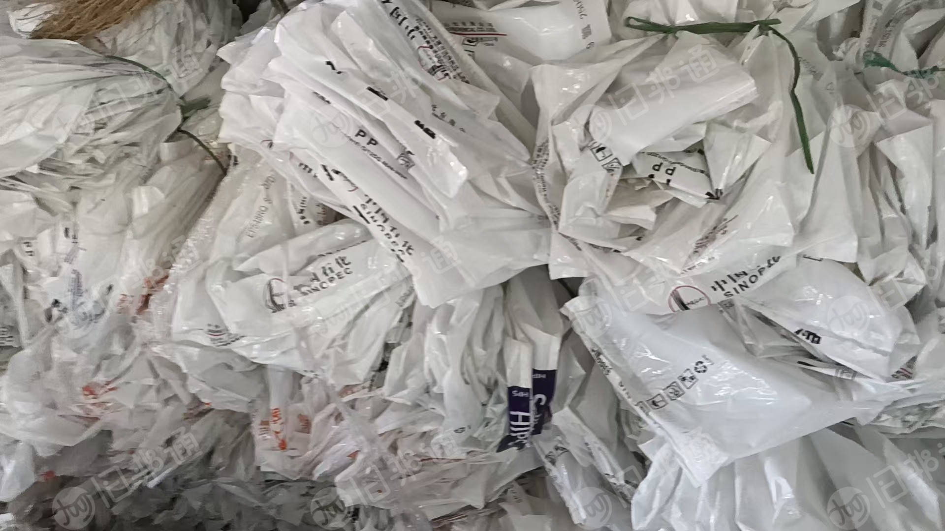 出售干造PE乳白袋废料，长期有货