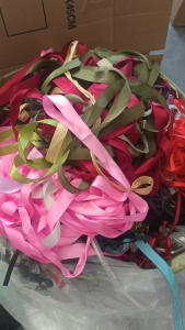 长期出售涤纶织带，涤纶废织带，带浆，月供三十吨起