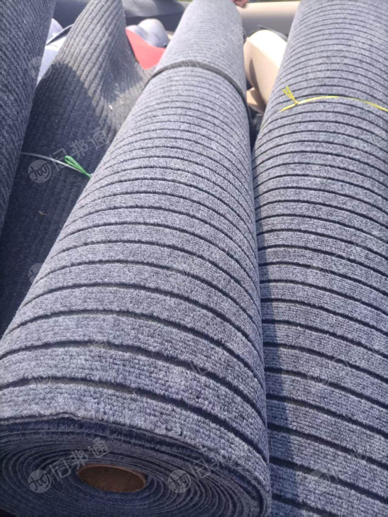 出售一批地毯库存布，杂货卖，现货20多吨，厂在山东济南
