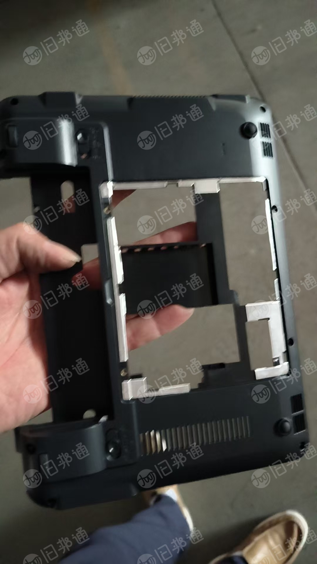 出售各种笔记本的壳子，塑料铝合金废料，现货几十吨