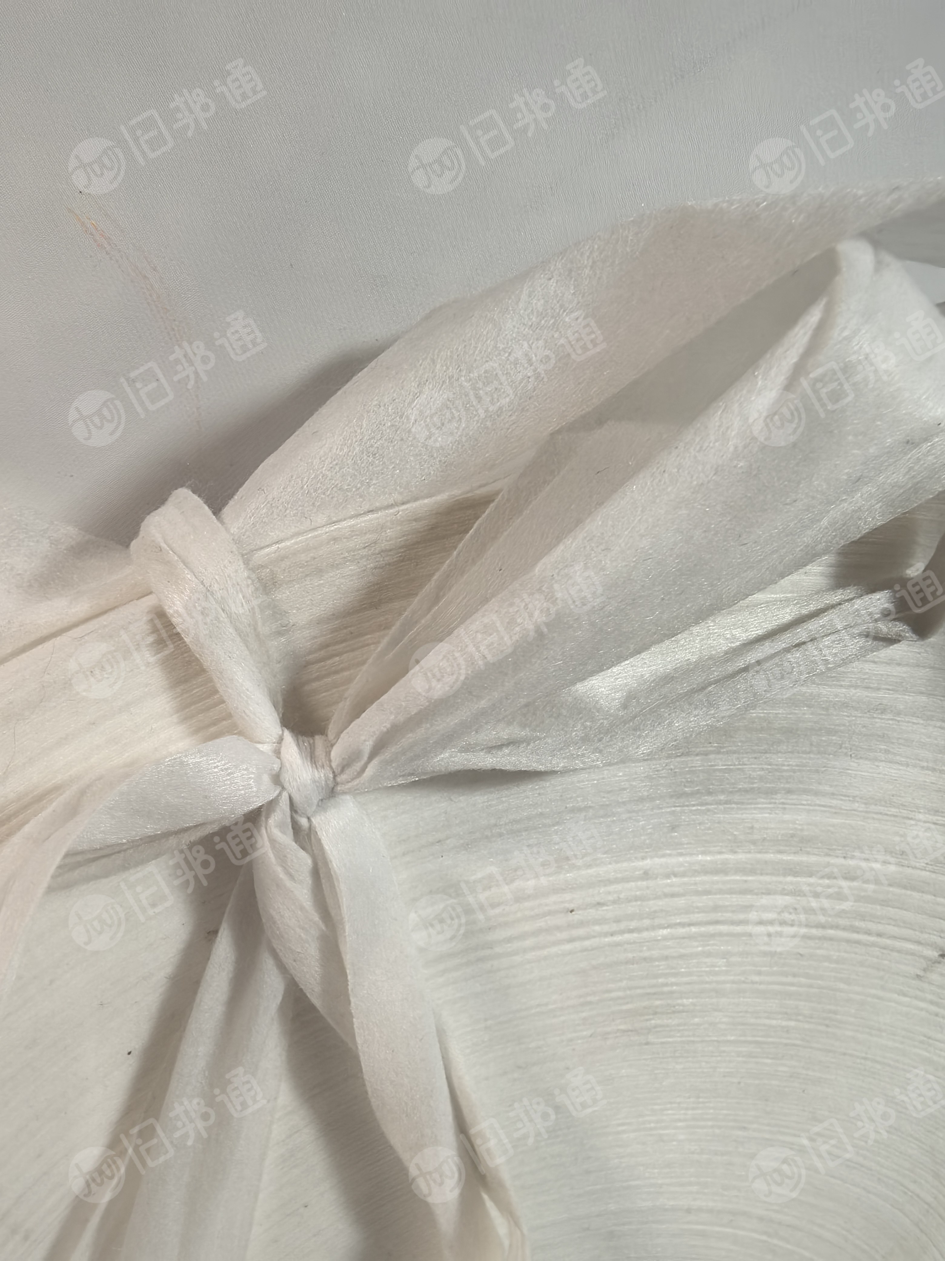 出售一批4公分宽左右的涤纶无纺布盘料,现货3-4吨左右, 厂在浙江宁波