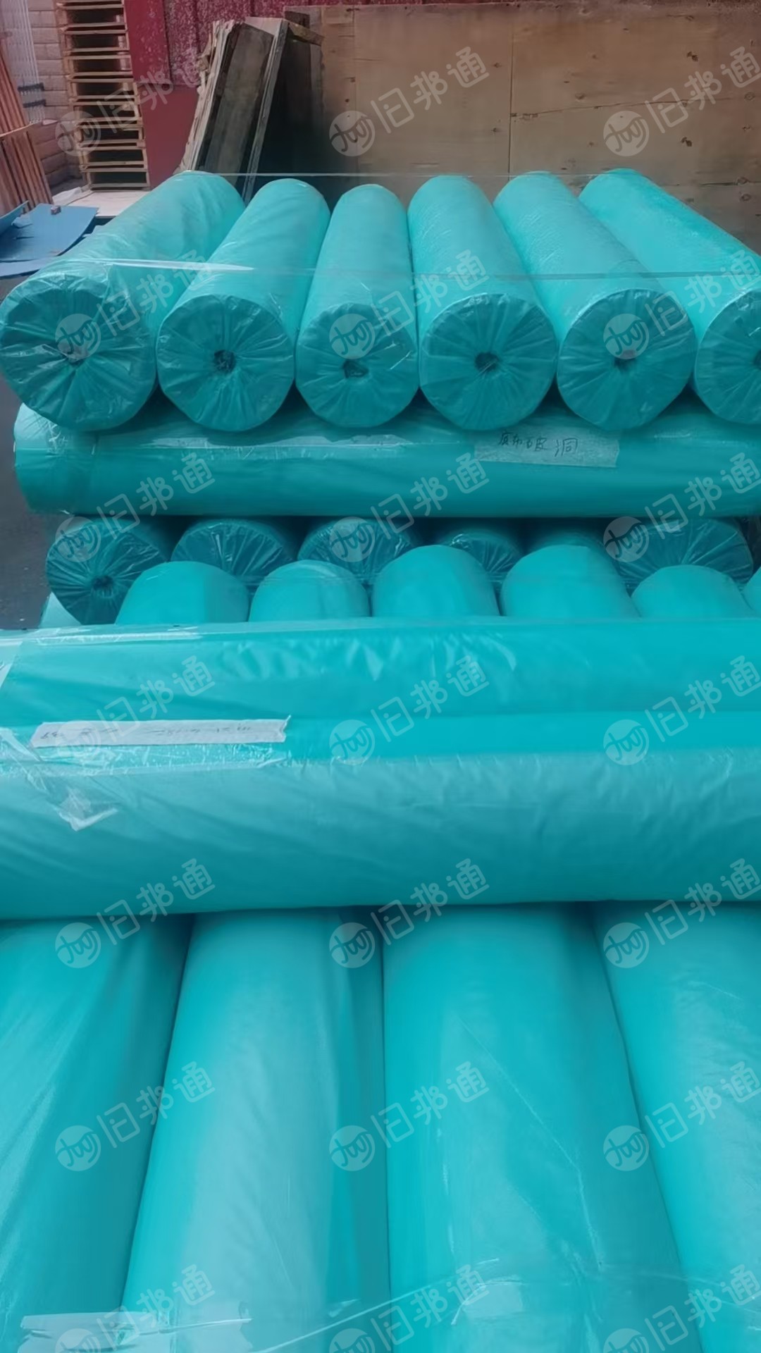 出售PVC沙发革库存尾货，部分是汽车座椅革的，现货10吨