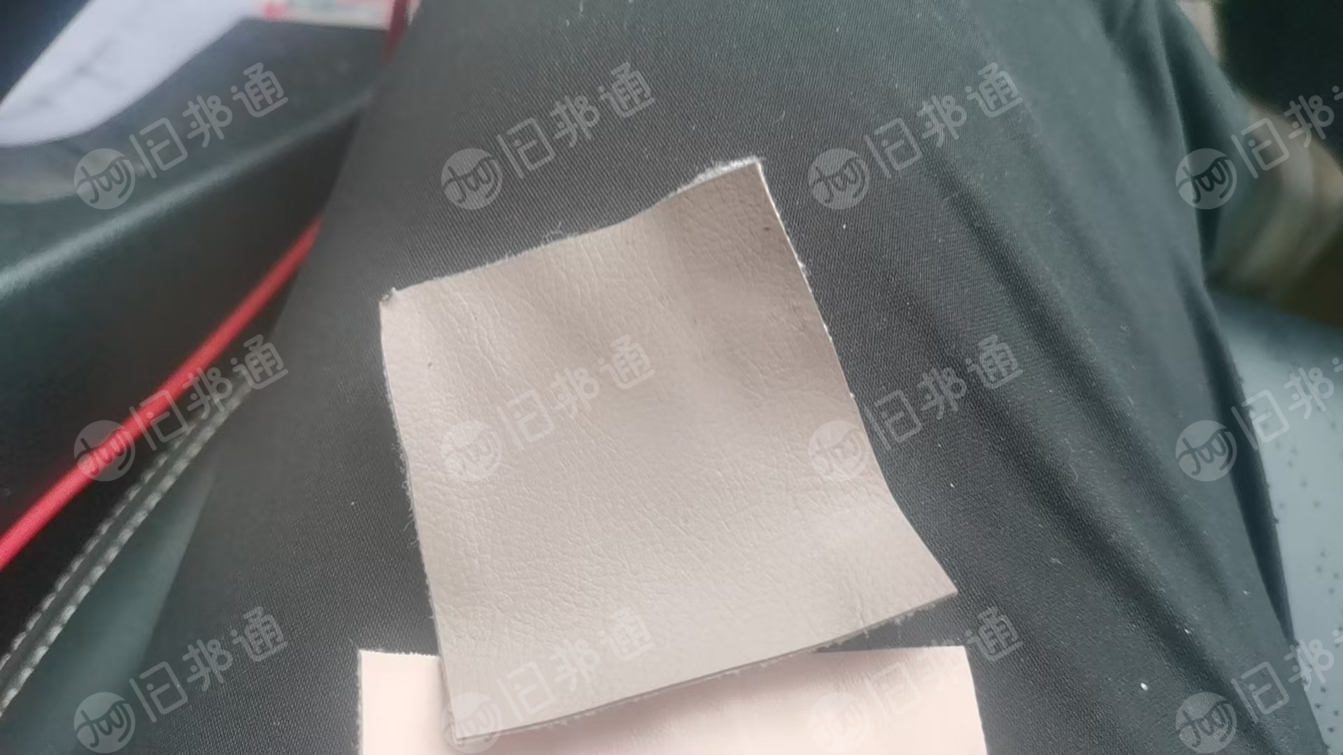 出售PVC沙发革库存尾货，部分是汽车座椅革的，现货10吨