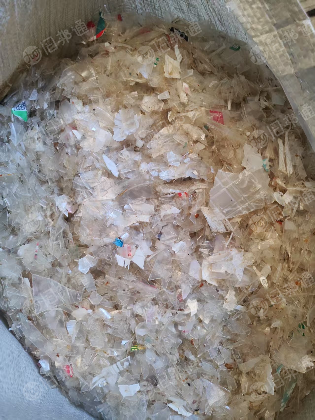 出售PP干粉饭盒破碎料