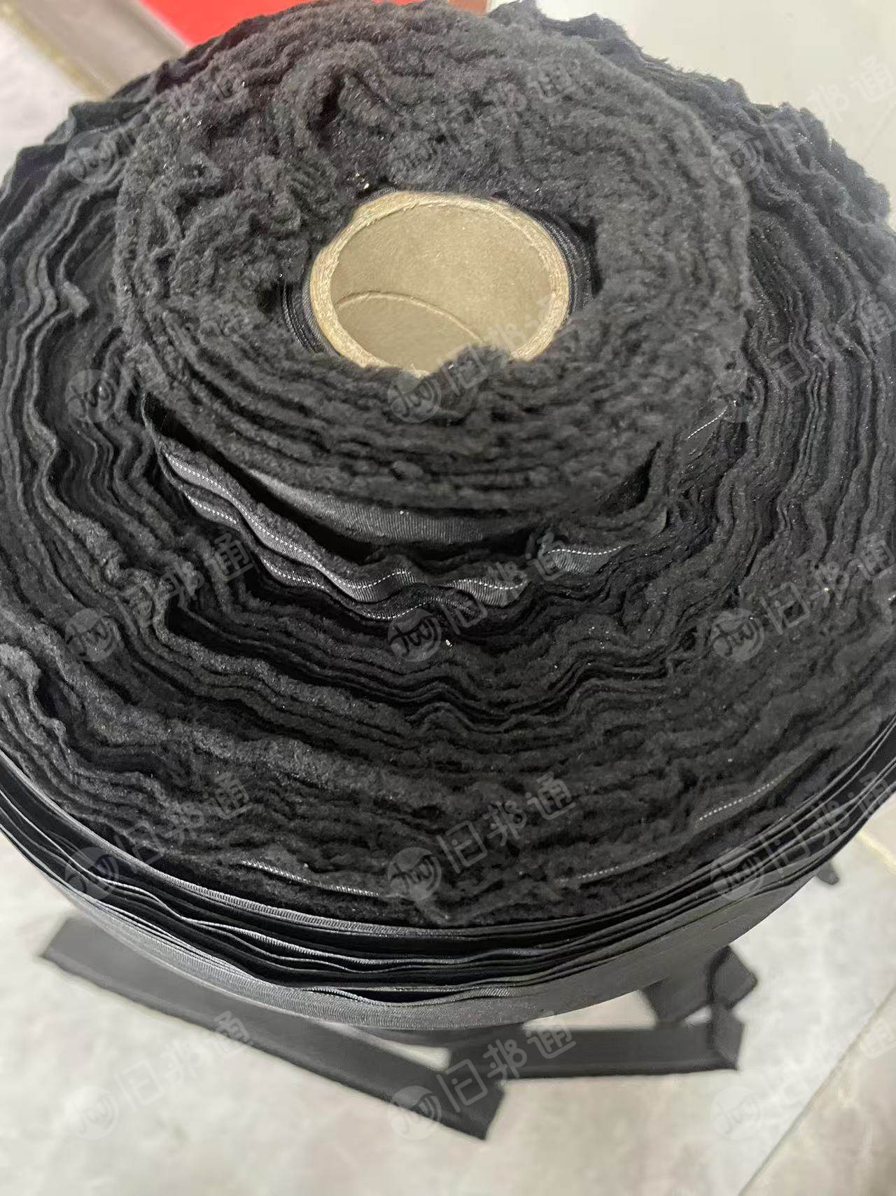 长期出售黑色的涤纶布条,打绳料,月供30吨左右