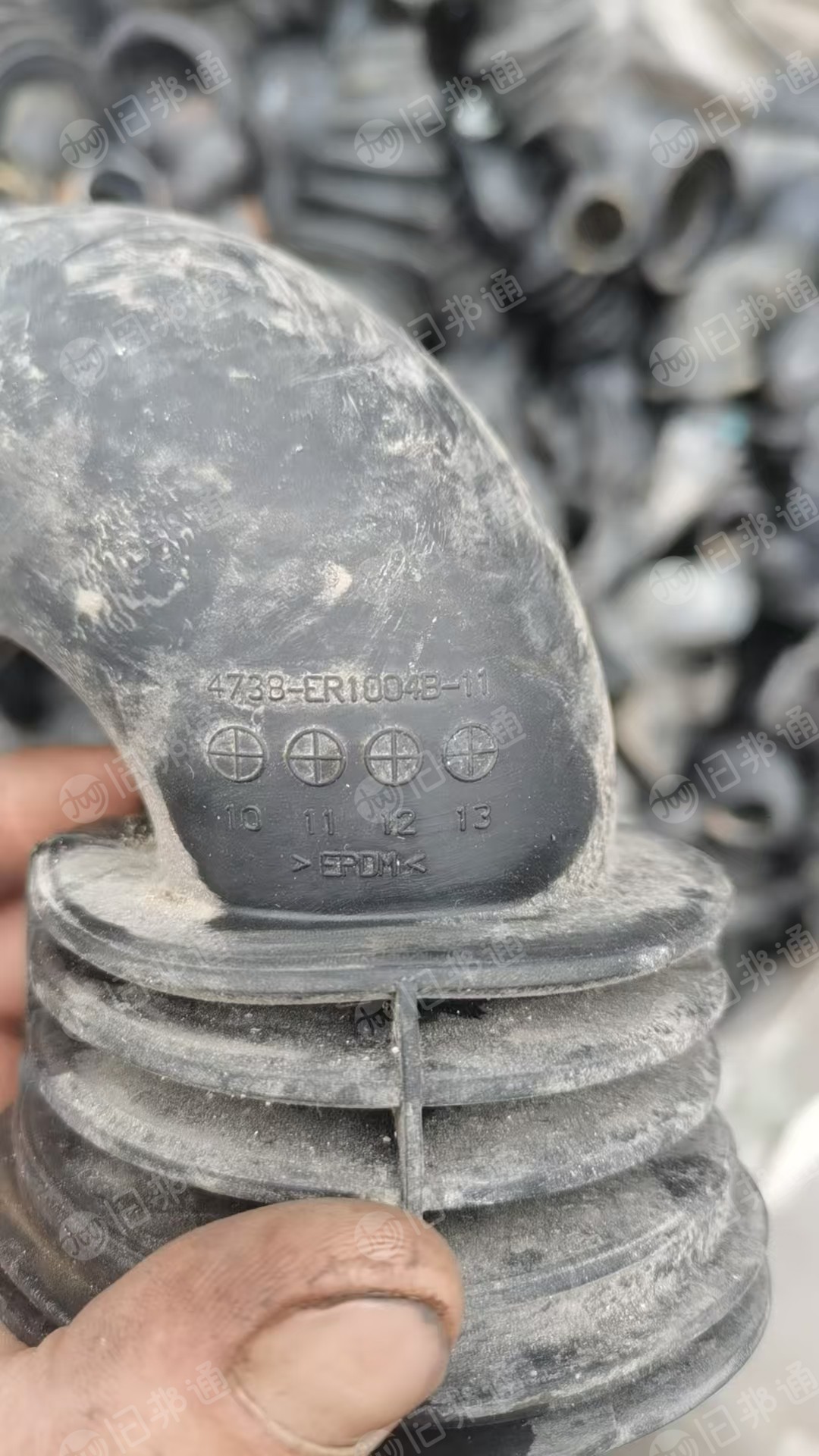 长期出售硅胶废料，现货80多吨