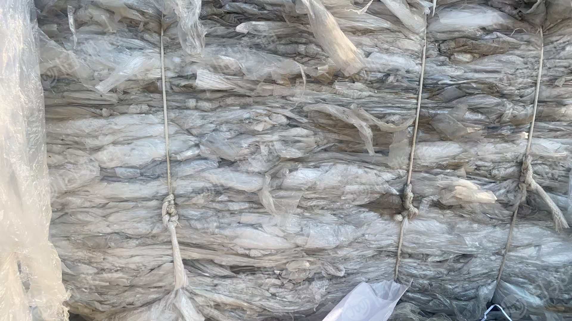 出售干造高压膜，缠绕膜单独打的，现货20吨