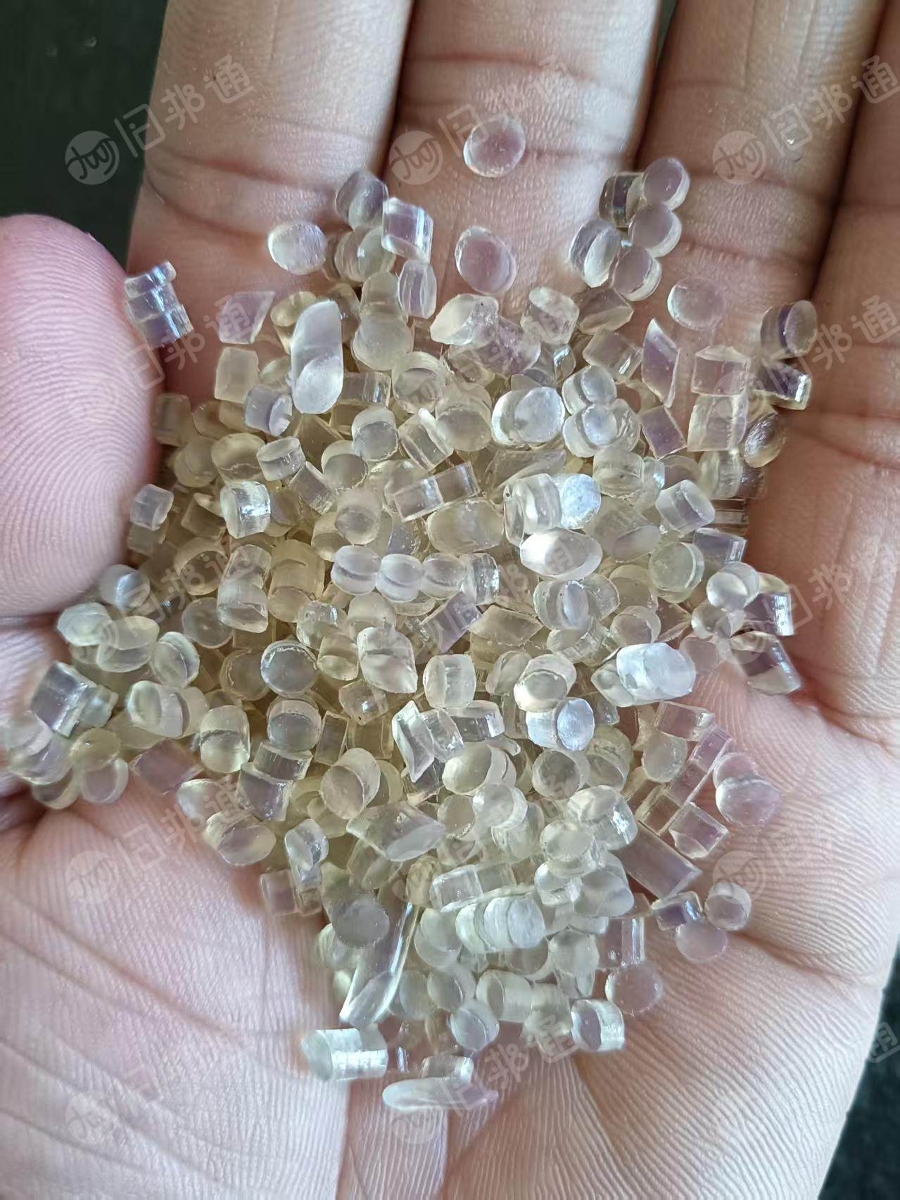 出售软质PVC颗粒，60度，月供300吨