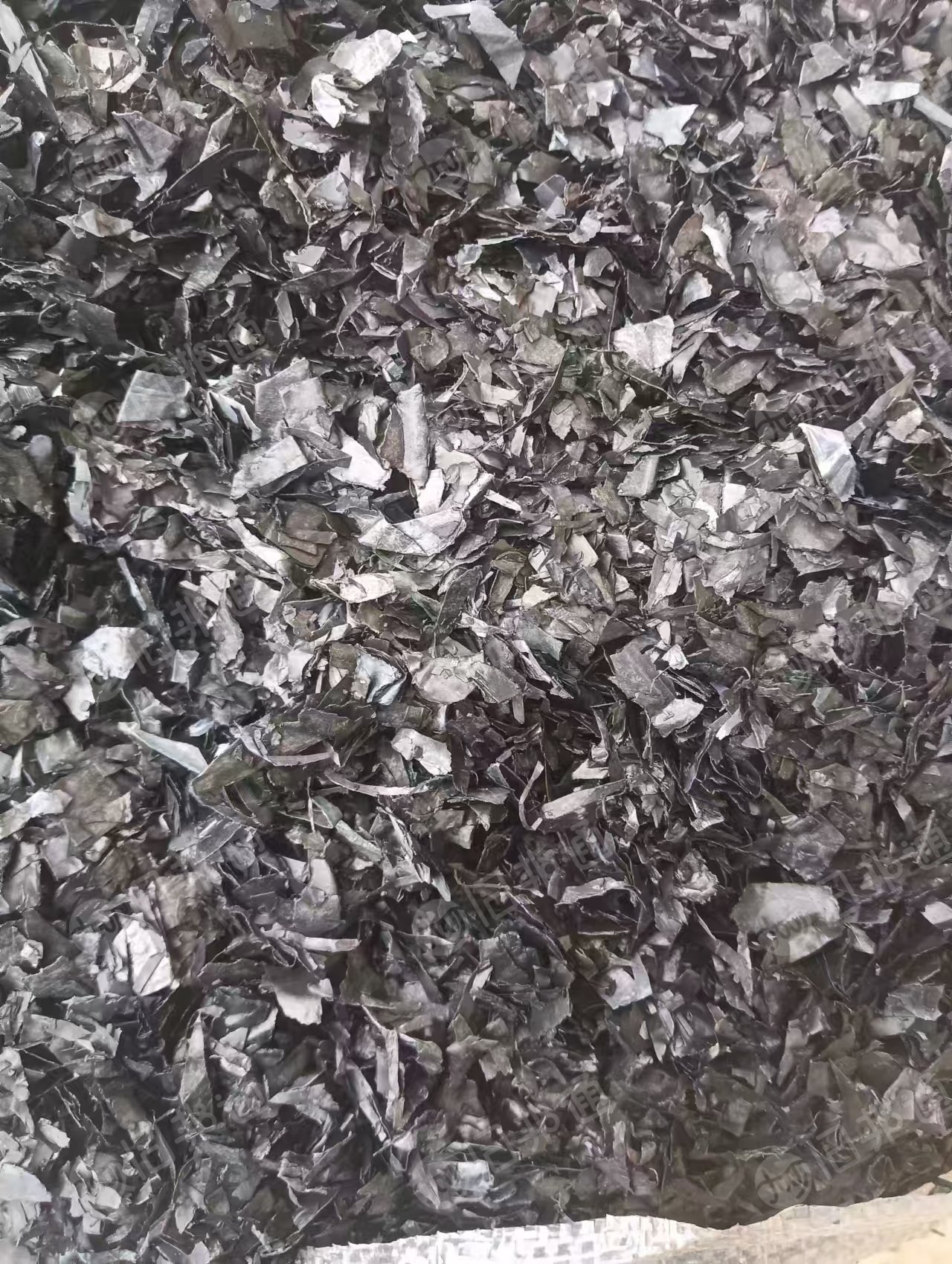 出售黑色ps吸塑片破碎料,现货90吨