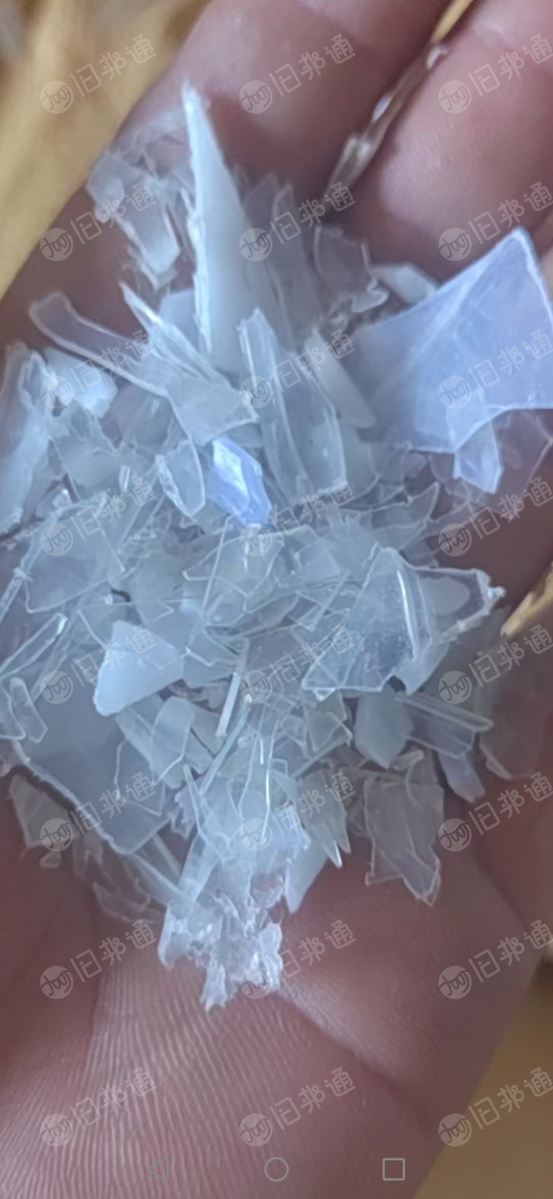 出售分色丙破碎料，红蓝黄丙破碎料，红蓝丙里面有五到六个点盐票，透明框破碎料，长期有货