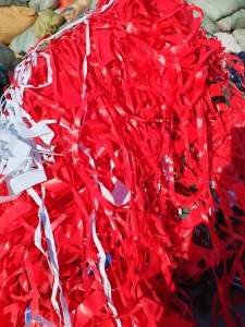 长期出售各色软质PVC边料