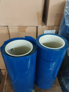 出售带有abs管芯的pet无胶膜，pet蓝膜，统货一起出，现货20多吨