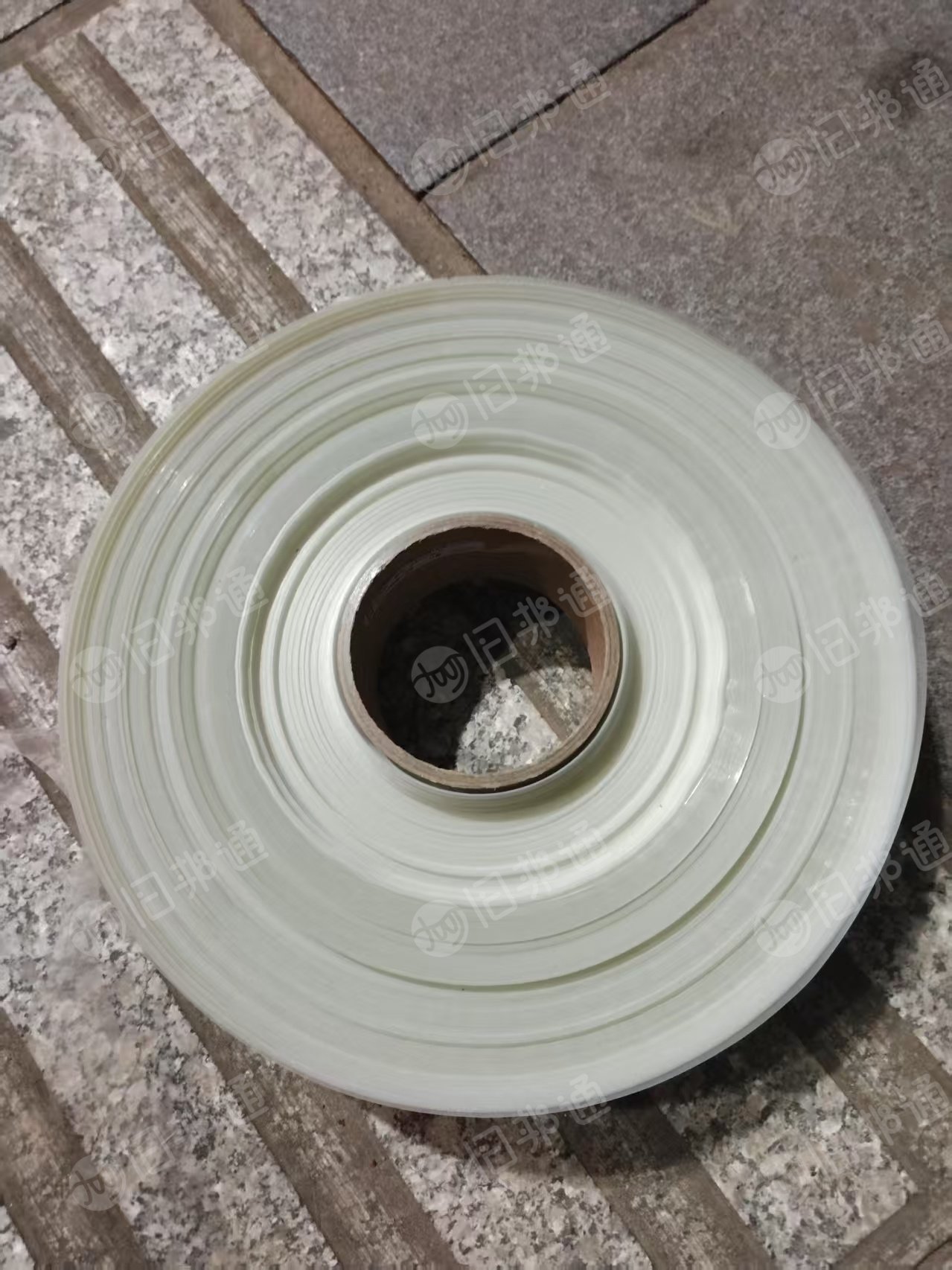 出售带有abs管芯的pet无胶膜，pet蓝膜，统货一起出，现货20多吨