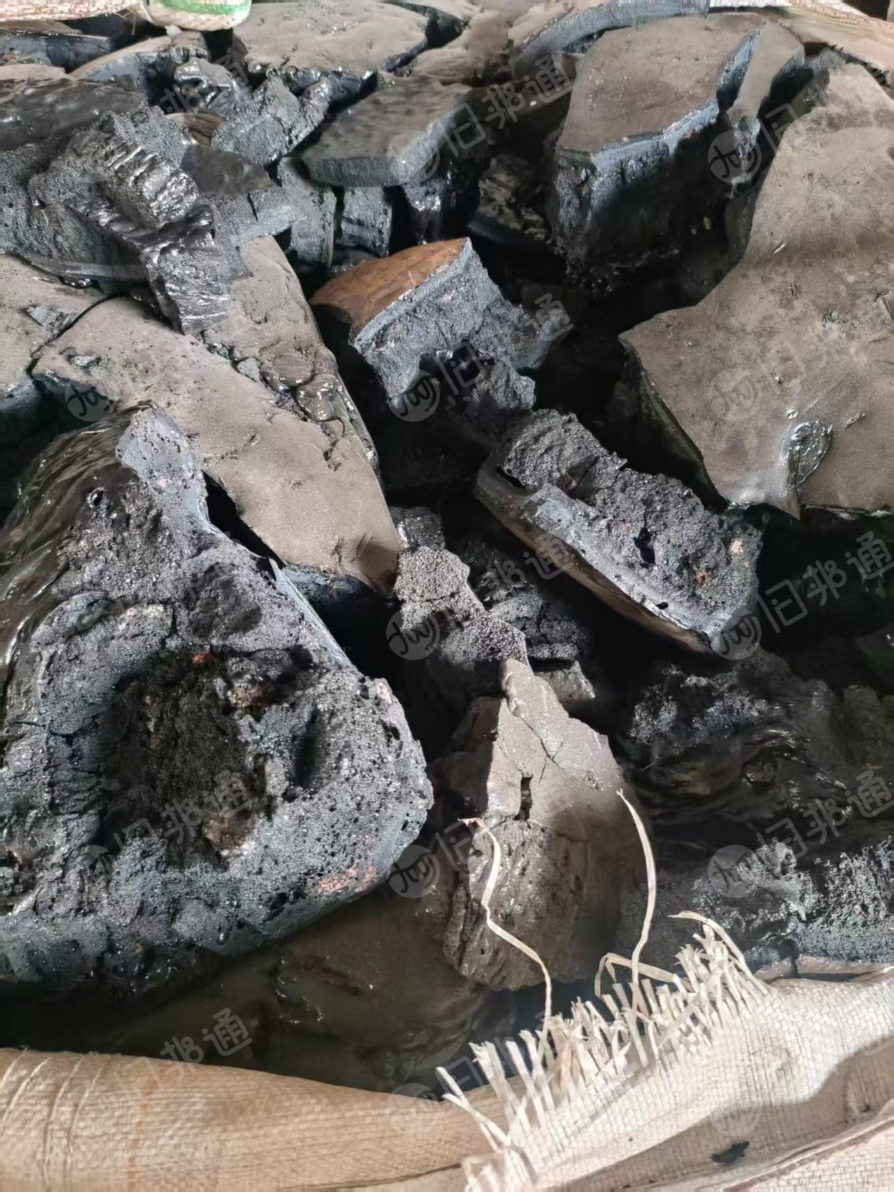 厂家求购化纤厂生产下来的涤纶废块，大量回收