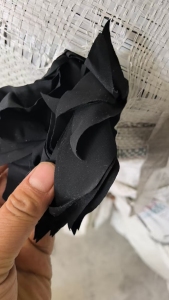 长期出售尼龙泳装布,泳装边角料,锦氨废布,氨纶含量18-20,现货20吨