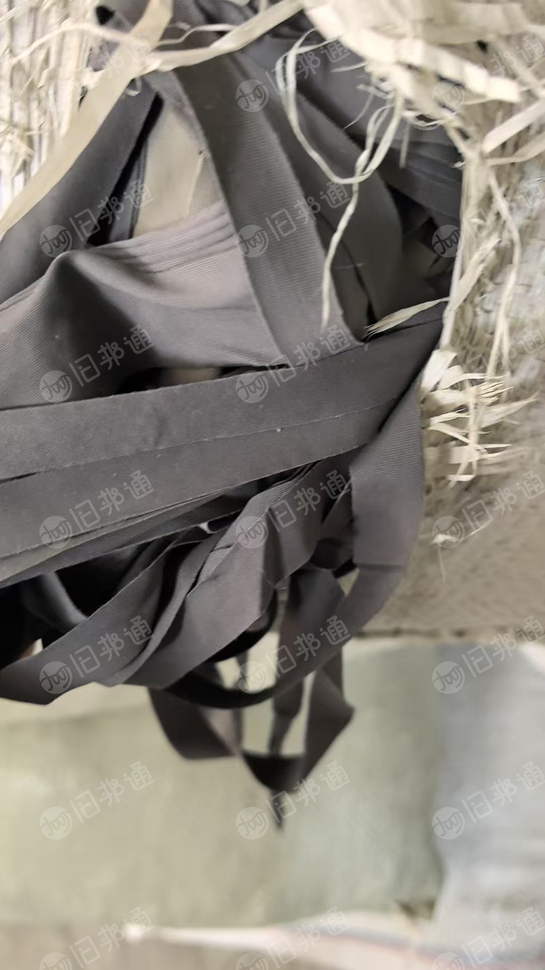 长期出售尼龙泳装布，泳装边角料，锦氨废布，氨纶含量18-20，现货20吨