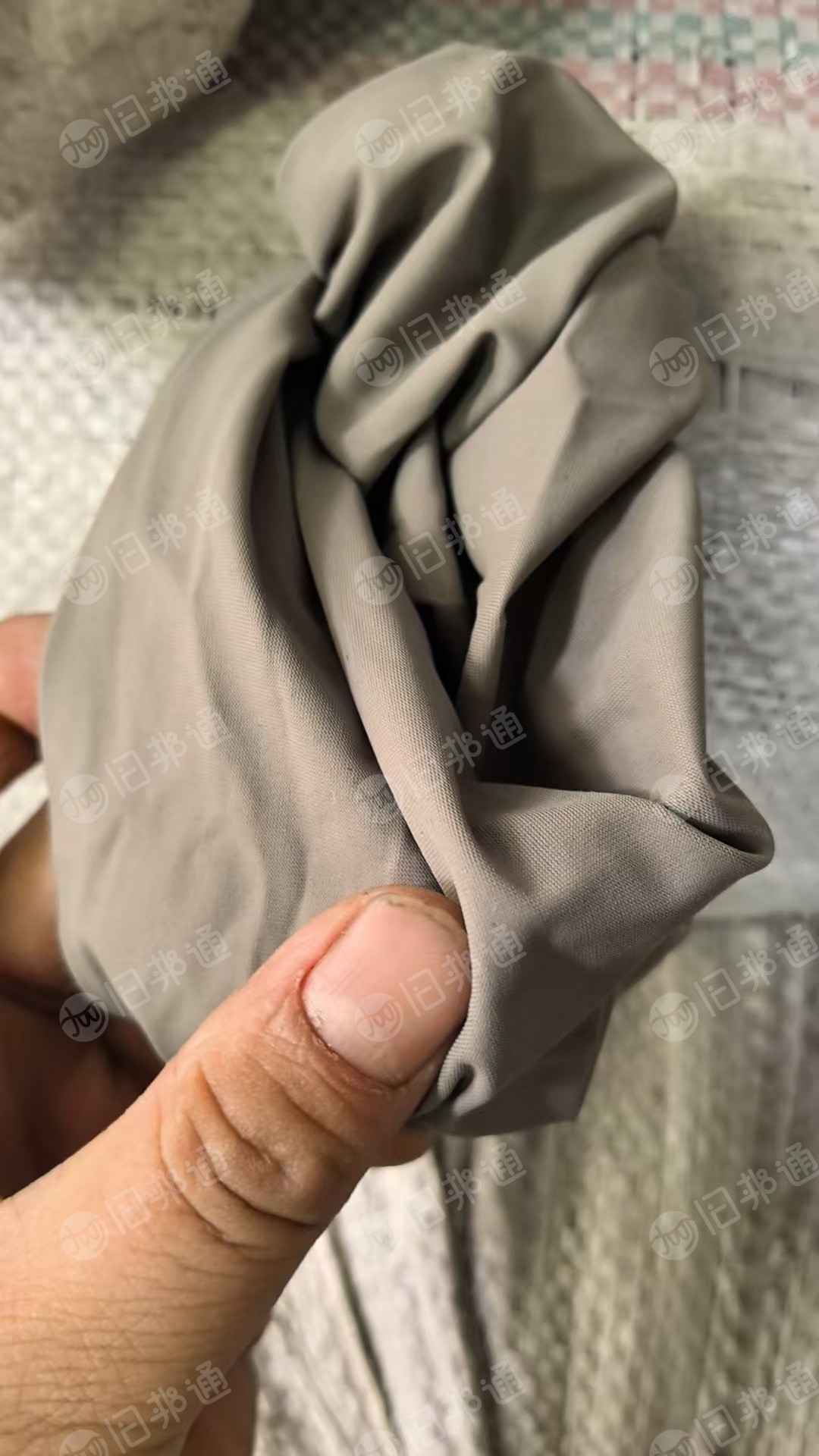 长期出售尼龙泳装布，泳装边角料，锦氨废布，氨纶含量18-20，现货20吨
