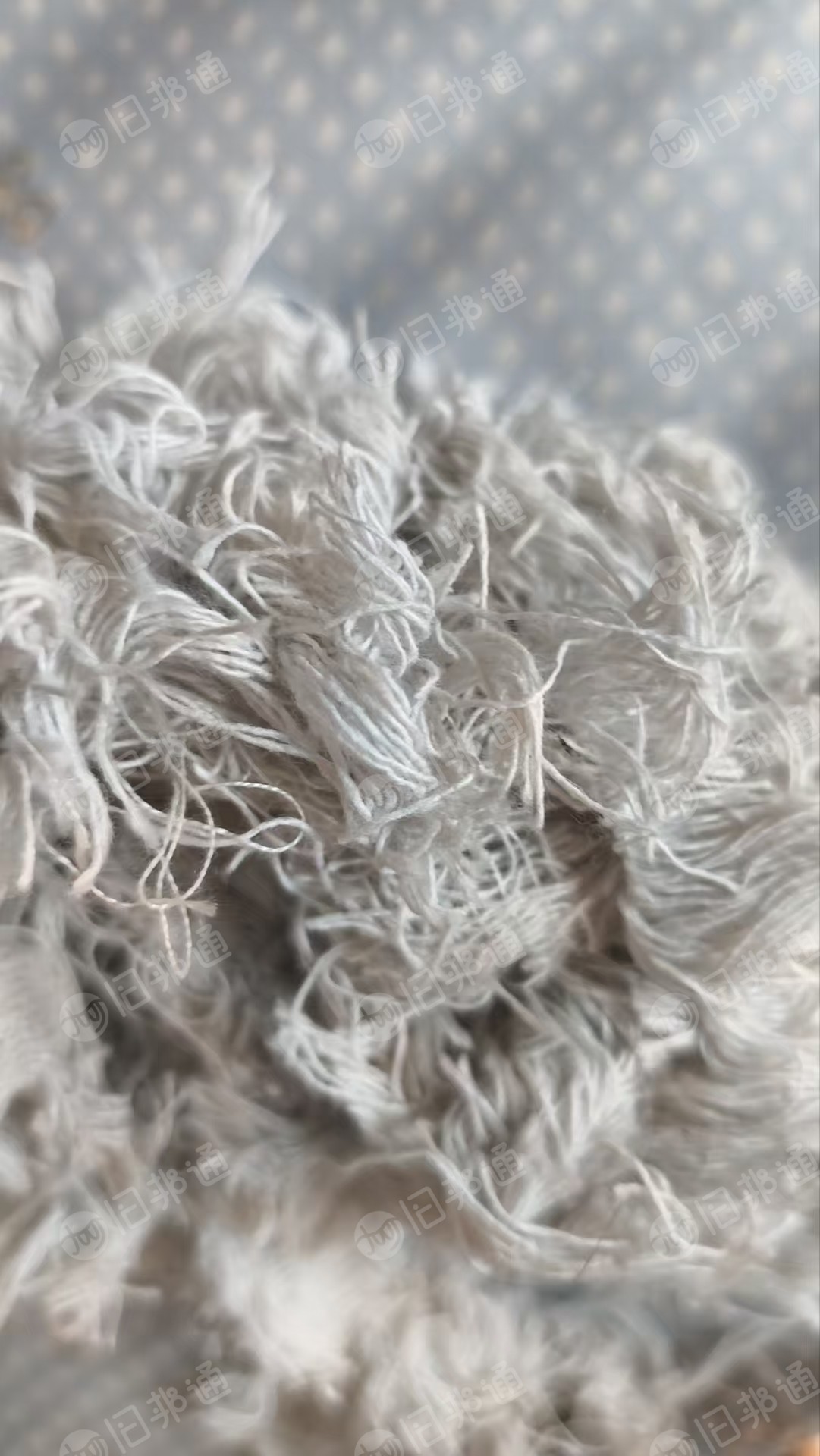 出售涤棉废纱，涤棉开花料，现货有40吨，货在江苏无锡