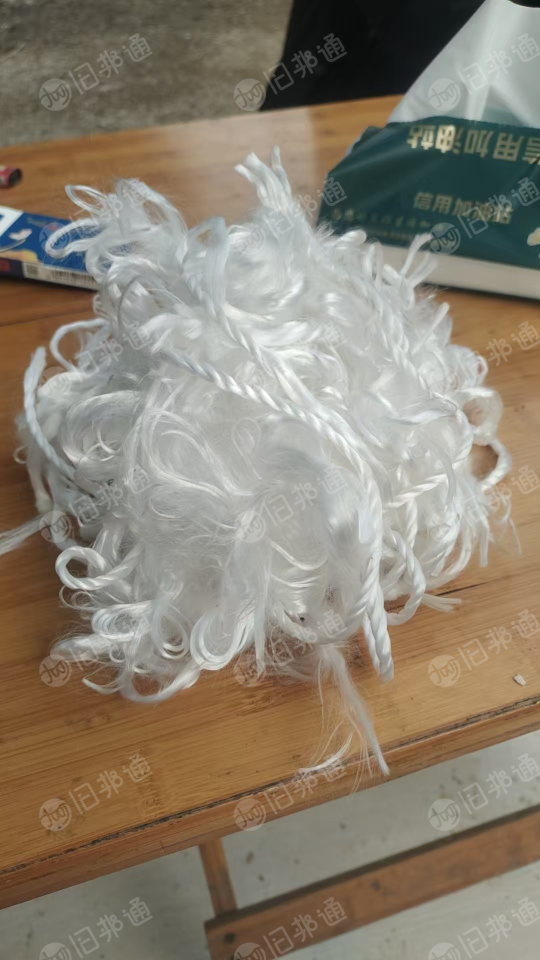长期出售涤丙废丝，每个月有两三百吨，货在山东临沂