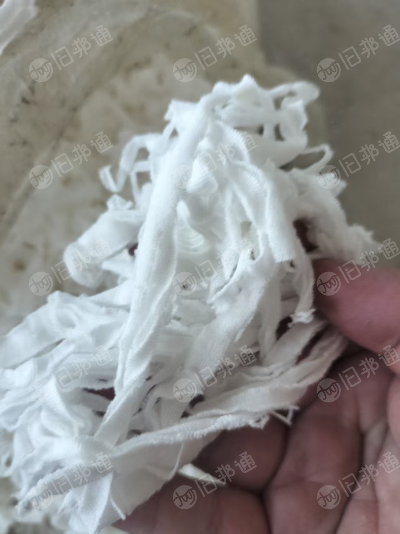 长期回收纯棉无纺布粘胶无纺布，纯棉萝卜丝，做短纤用，厂在江苏盐城