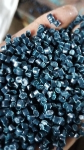 长期大量出售肉膜颗粒，现货量200多吨