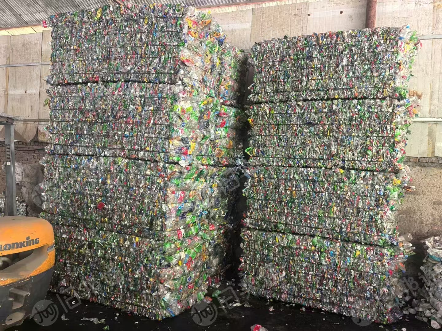长期出售PET瓶砖，月供一百多吨