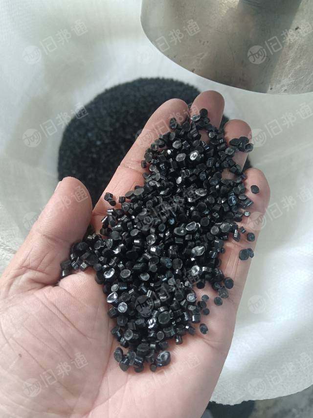 出售PVC软质颗粒