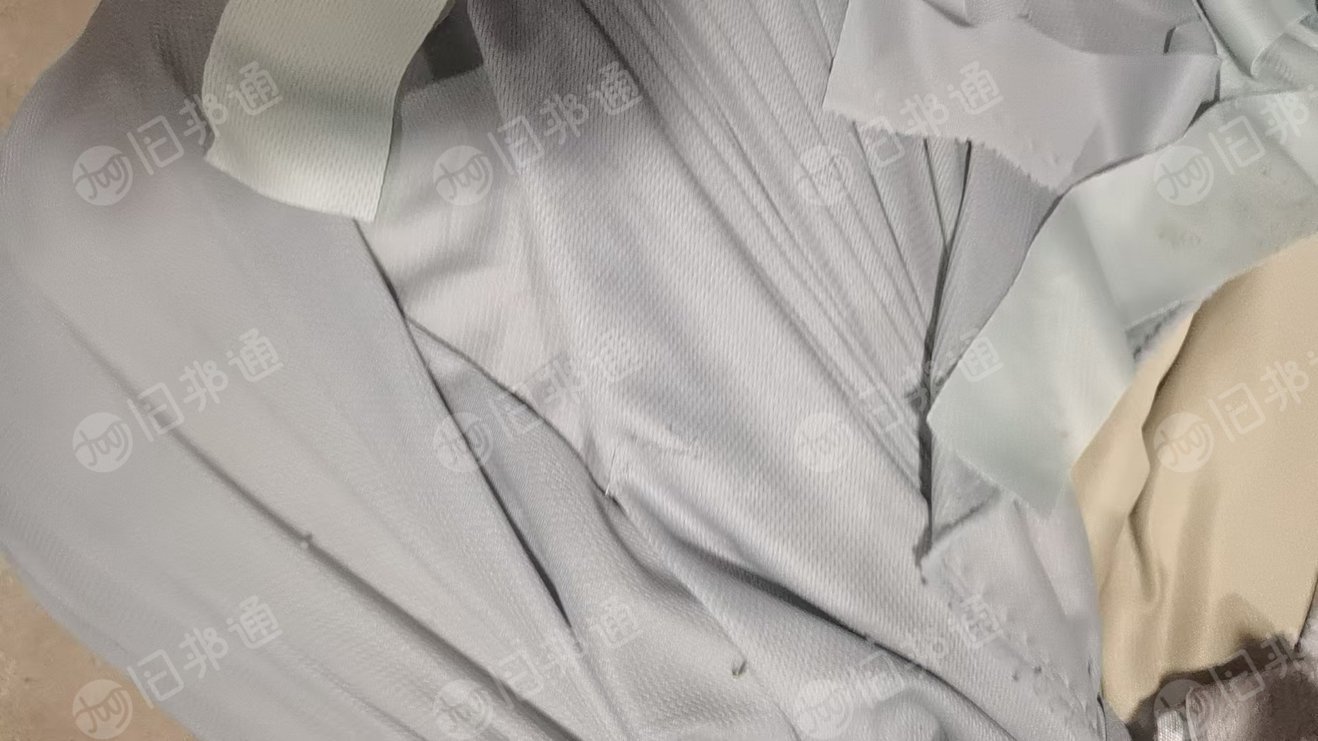 长期出售涤纶浅色边角料，鸟眼布，桃形网布，货在浙江台州