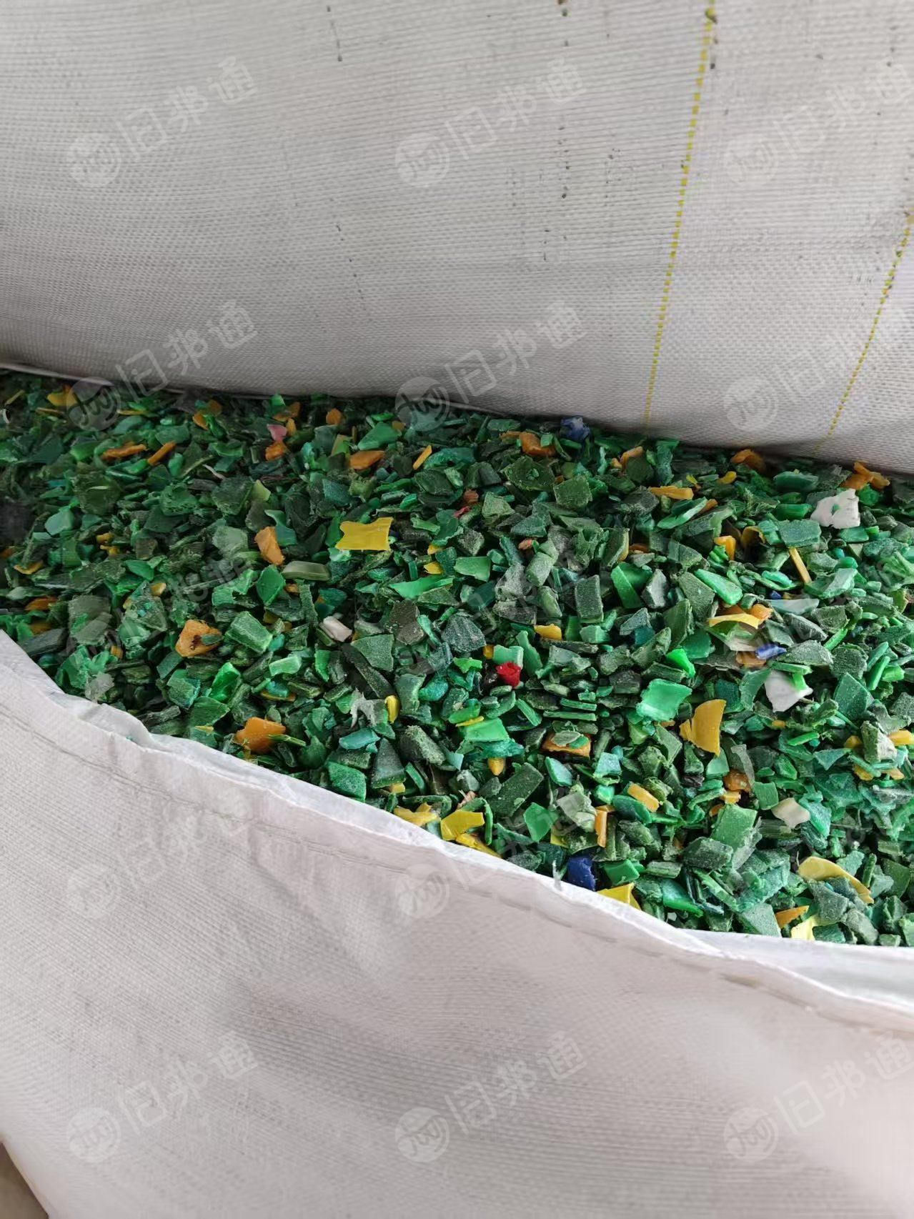 长期出售垃圾通破碎料（PP.PE混粉的）