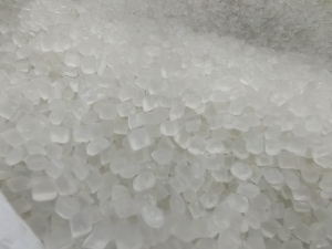 长期出售PP吊瓶颗粒,透明丙颗粒