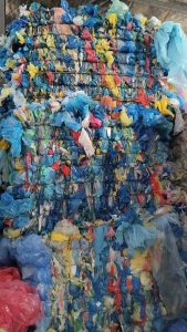 出售水洗纯花高压膜废料，现货半挂