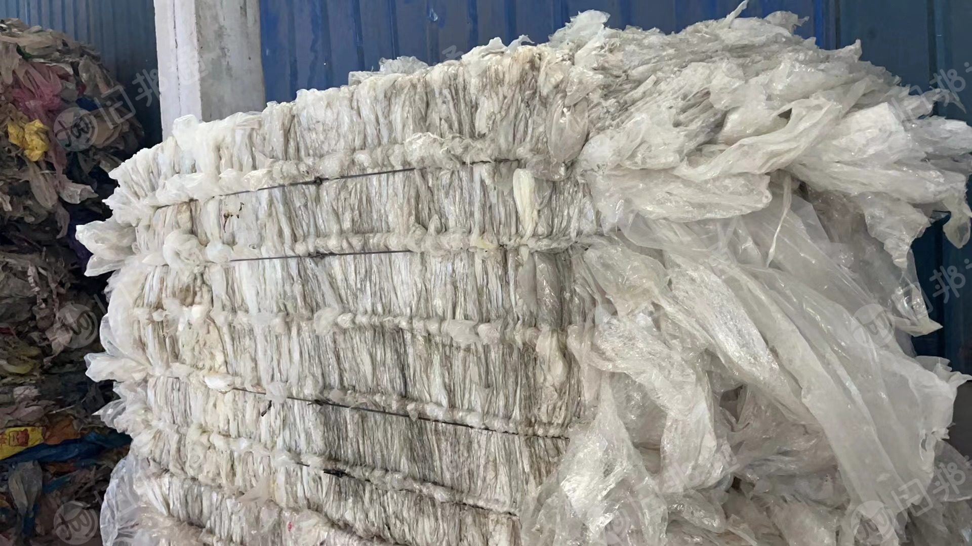 出售水洗一级高压膜废料，缠绕膜和平板膜混打，长期有货